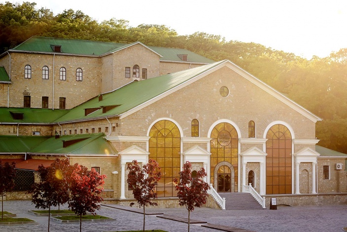 Абрау-Дюрсо