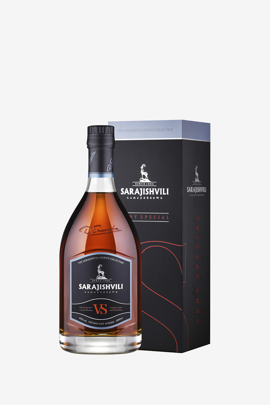 Коньяк Сараджишвили VS, в подарочной упаковке, 0.5л