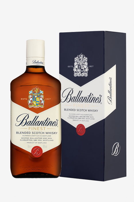 Виски Баллантайнс Файнест, купажированный, в подарочной упаковке, 0.7л