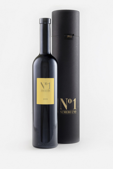 Вино Плоцца Нумеро Уно, IGT, красное, сухое, в подарочной упаковке, 0.75л