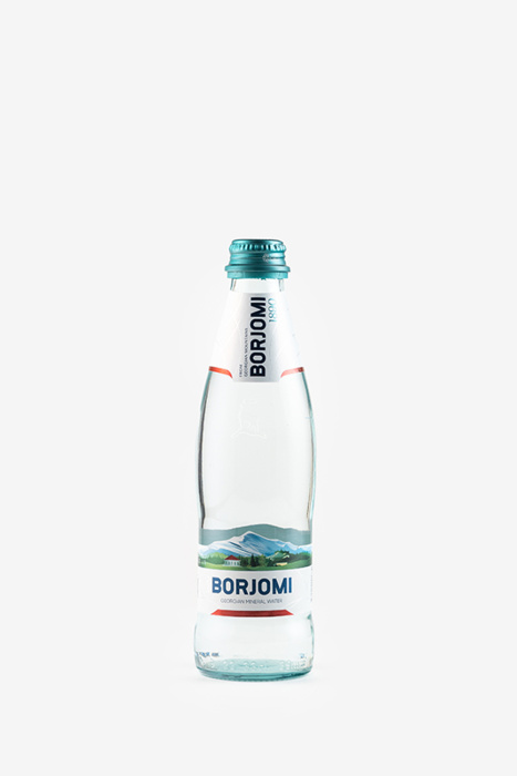 Вода Боржоми, газированная, в стеклянной бутылке, 0.33л